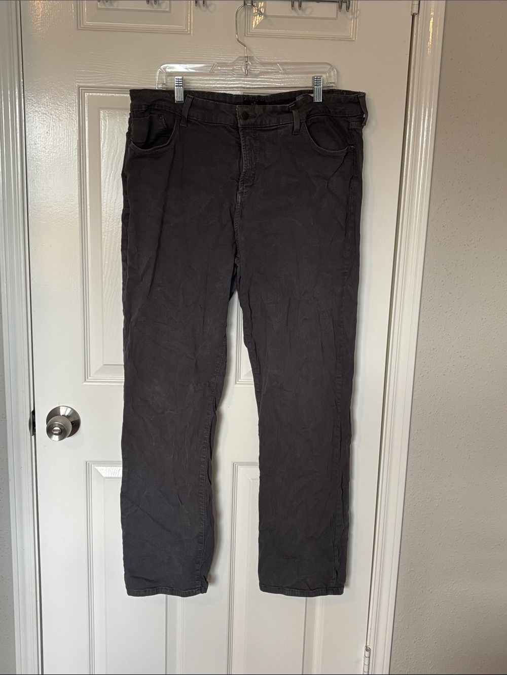 215. NYDJ Women’s Dark Gray Straight Leg Jeans size 18W